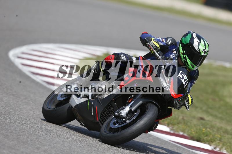 /Archiv-2025/49 26.08.2025 Cornu Master School ADR/gruen-vert/54